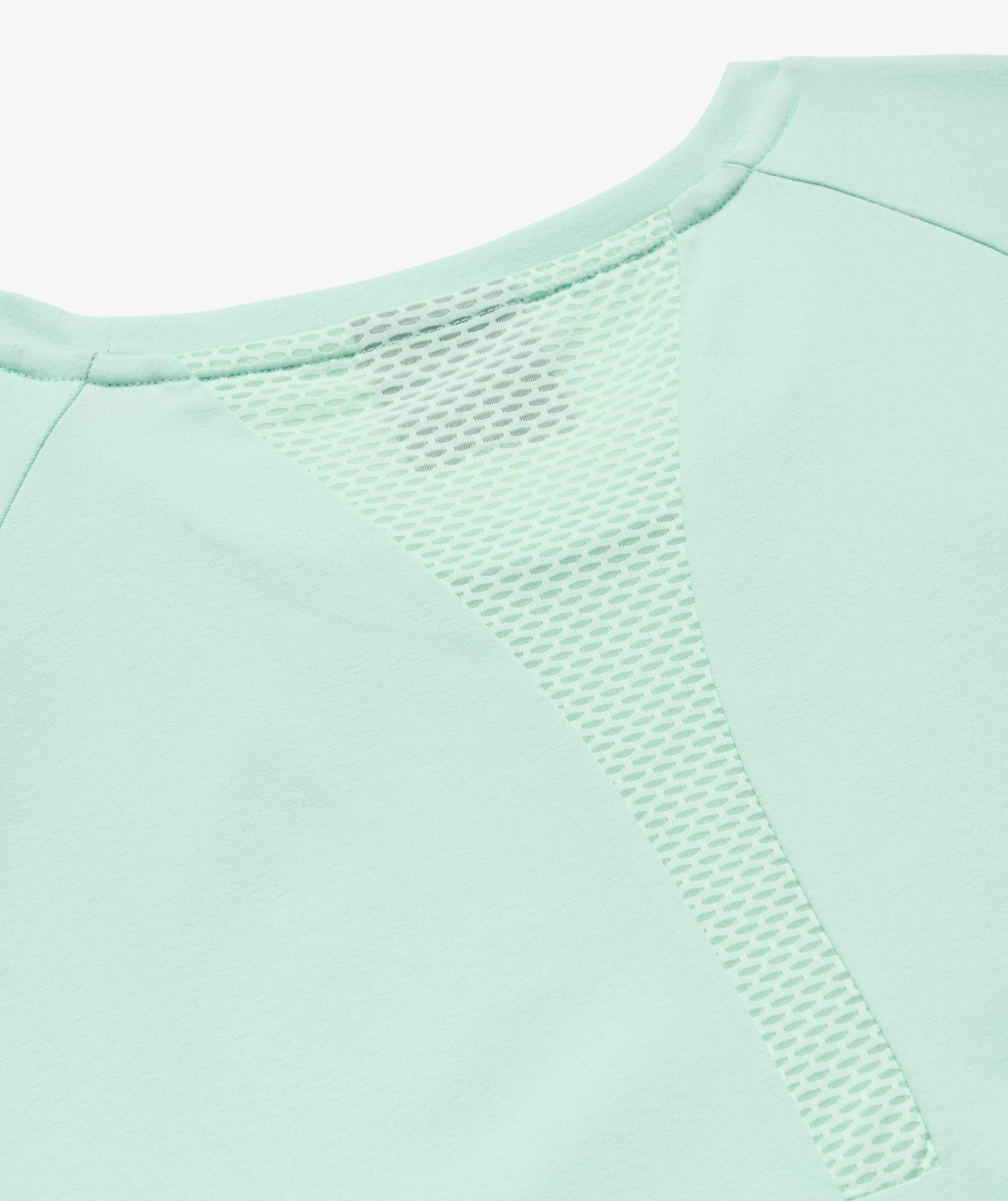 Cropped Performance T-Shirt - Image 13
